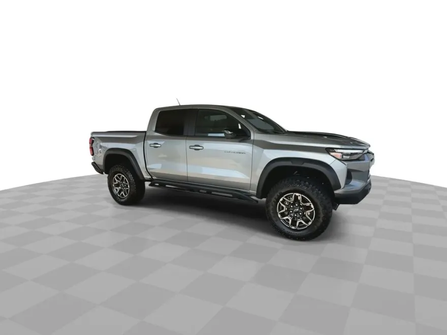 2024 Chevrolet Colorado ZR2 photo 1