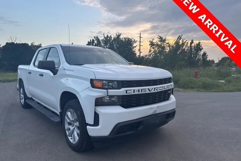2020 Chevrolet Silverado 1500 Custom photo 1