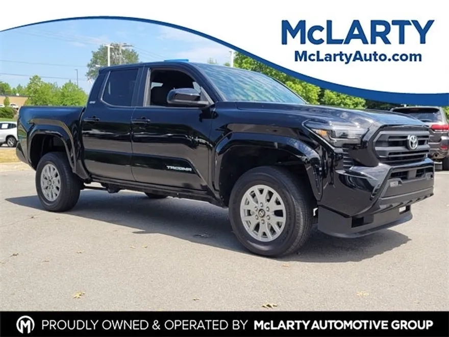 2024 Toyota Tacoma SR5 photo 1