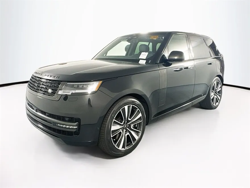 2025 Land Rover Range Rover SE photo 1