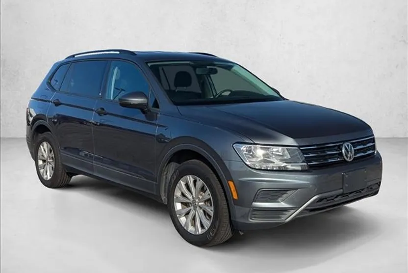 2020 Volkswagen Tiguan S photo 1