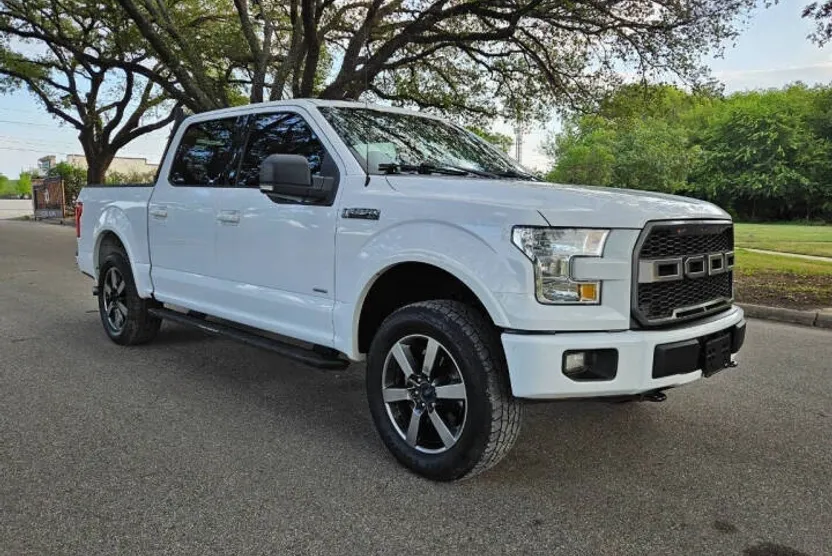 2016 Ford F-150 XLT photo 1
