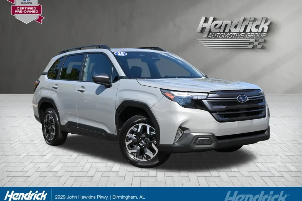 2025 Subaru Forester Premium Base photo 1