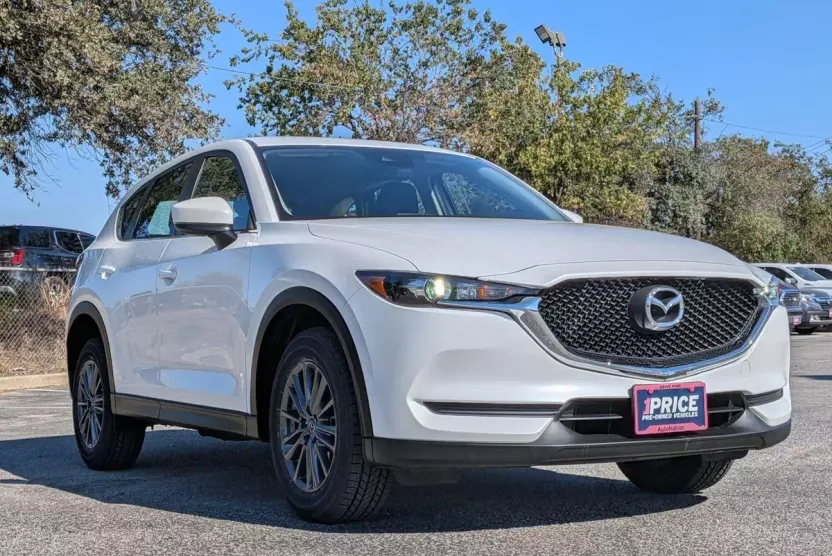 2019 Mazda CX-5 Sport photo 1