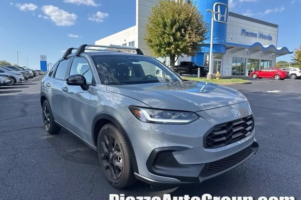 2025 Honda HR-V Sport photo 1
