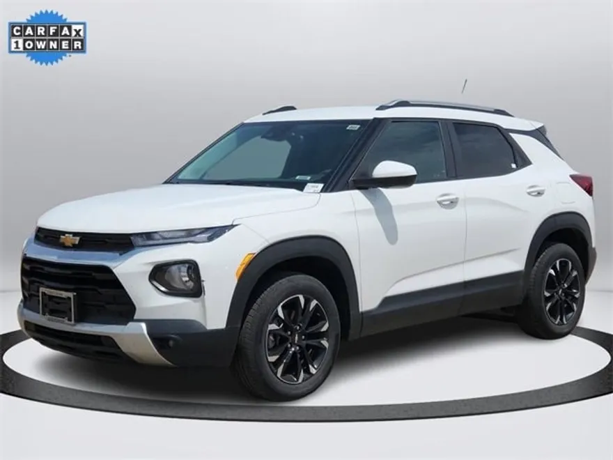 2023 Chevrolet Trailblazer LT photo 1