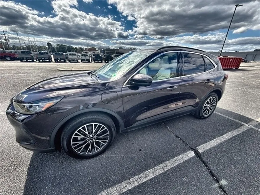2023 Ford Escape Plug-In Hybrid Base photo 1