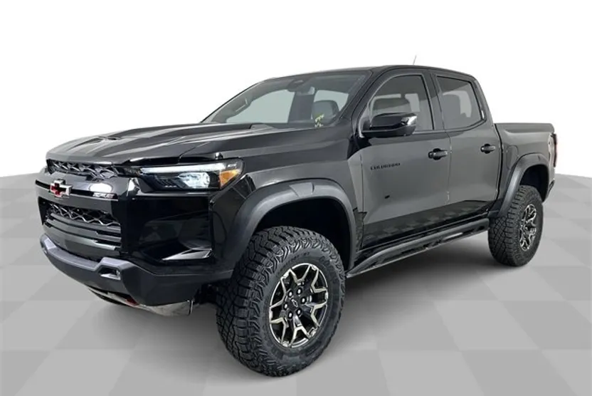 2025 Chevrolet Colorado ZR2 photo 1