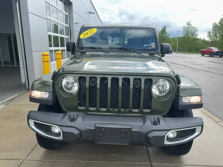 2022 Jeep Gladiator Sport photo 1