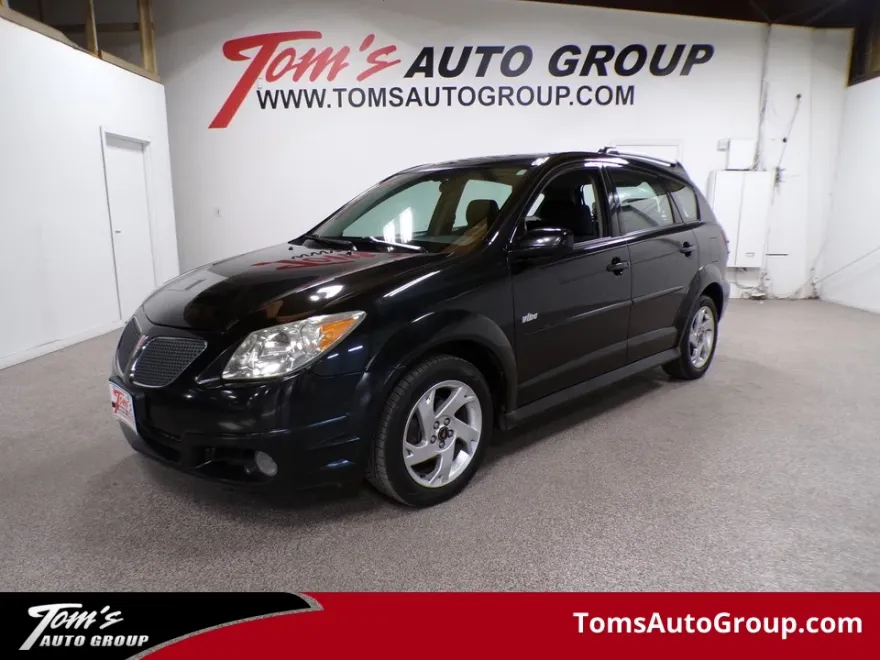 2006 Pontiac Vibe Base photo 1