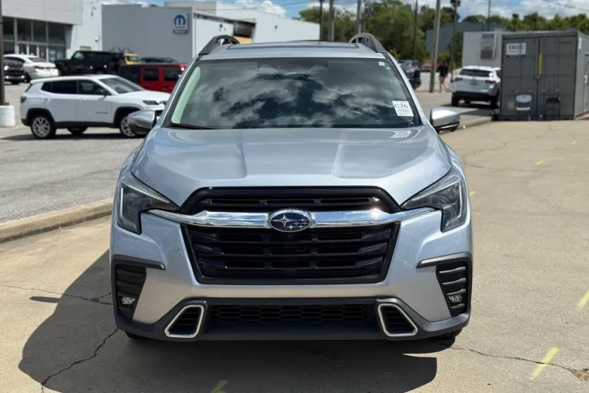 2023 Subaru Ascent Touring photo 1