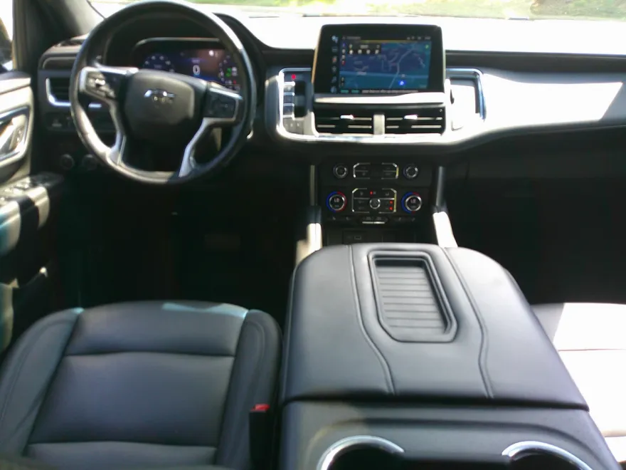 2022 Chevrolet Tahoe Z71 photo 1