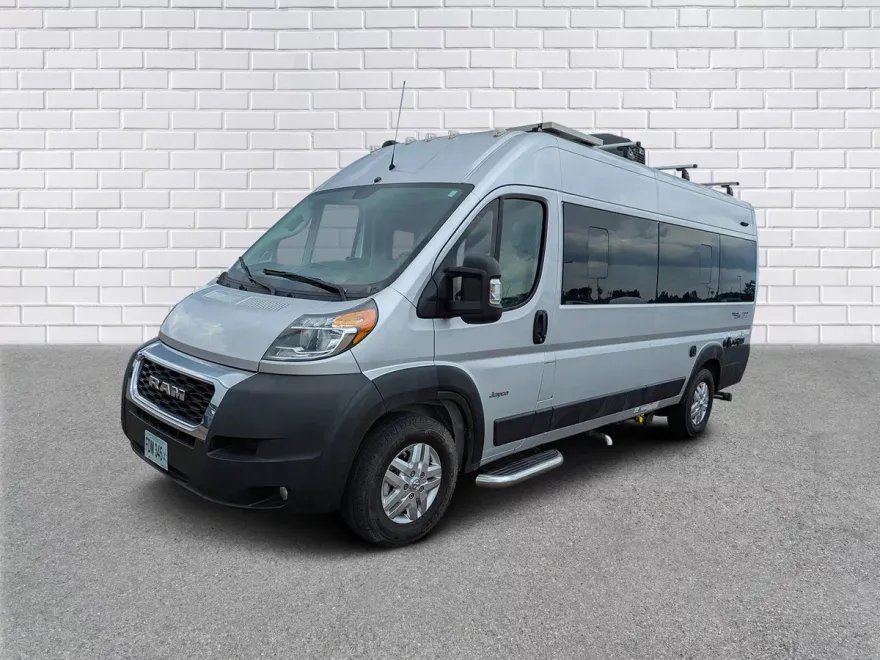 2021 Ram ProMaster 3500 Window Van Cargo Van photo 1