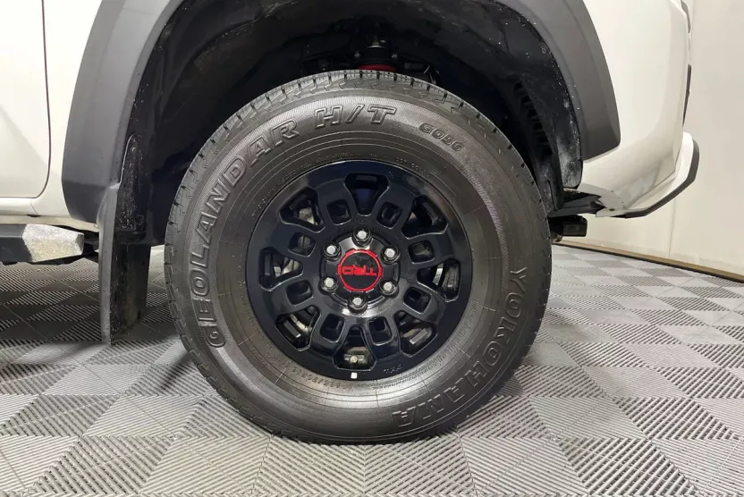 2019 Toyota Tacoma TRD Pro photo 1