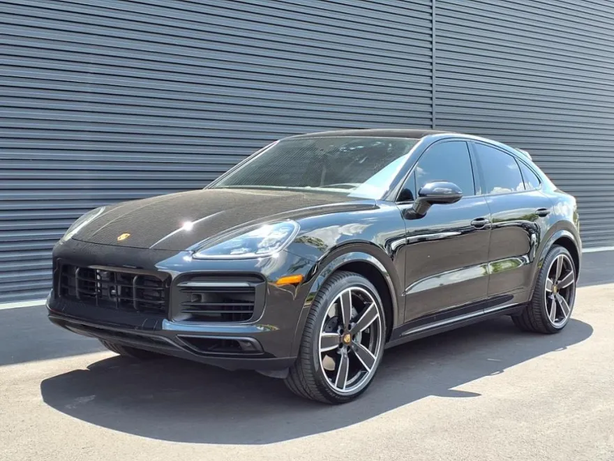 2023 Porsche Cayenne S Platinum Edition photo 1