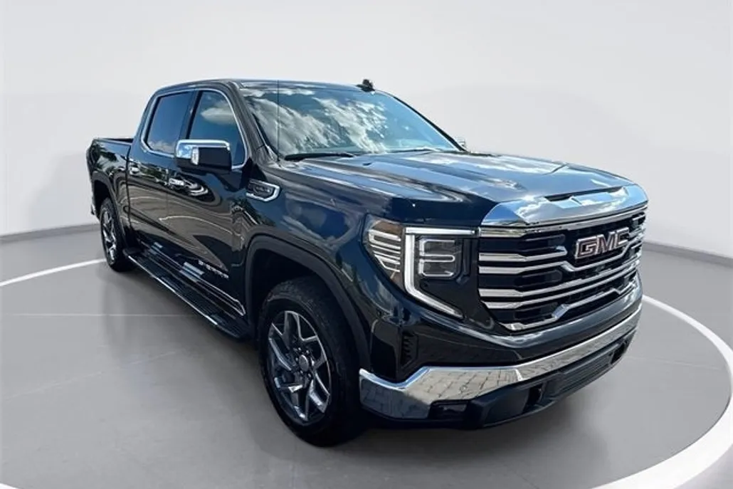 2026 Gmc Sierra 1500 SLT photo 1