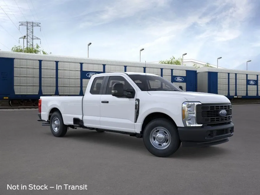 2025 Ford F-250 photo 1