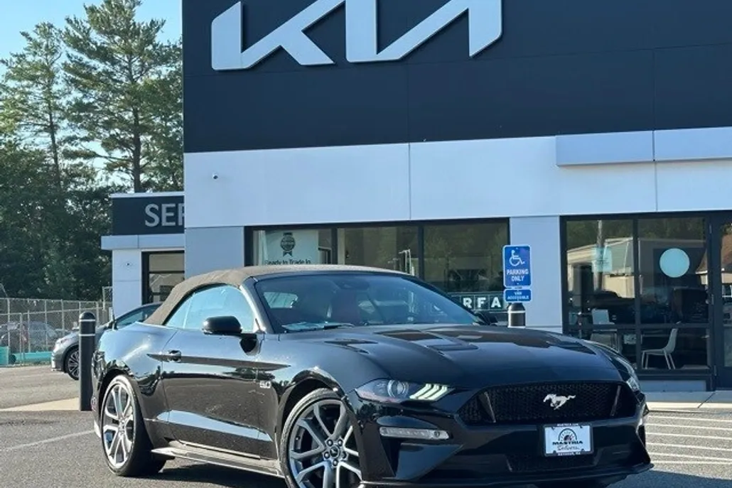 2020 Ford Mustang GT Premium Convertible photo 1