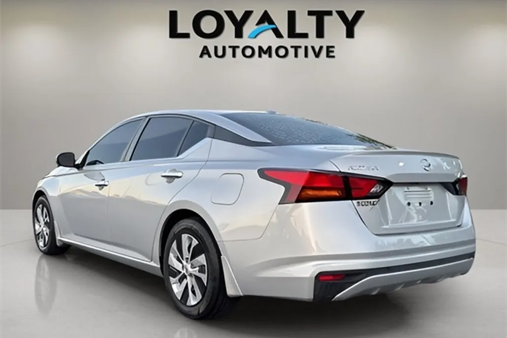 2020 Nissan Altima 2.5 S photo 1
