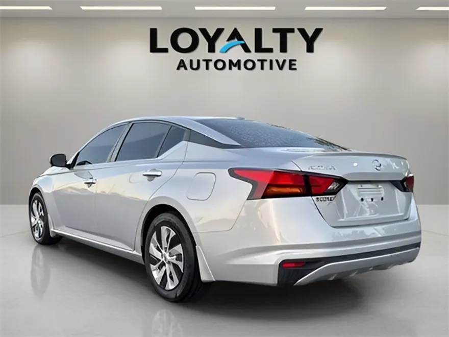 2020 Nissan Altima 2.5 S photo 1