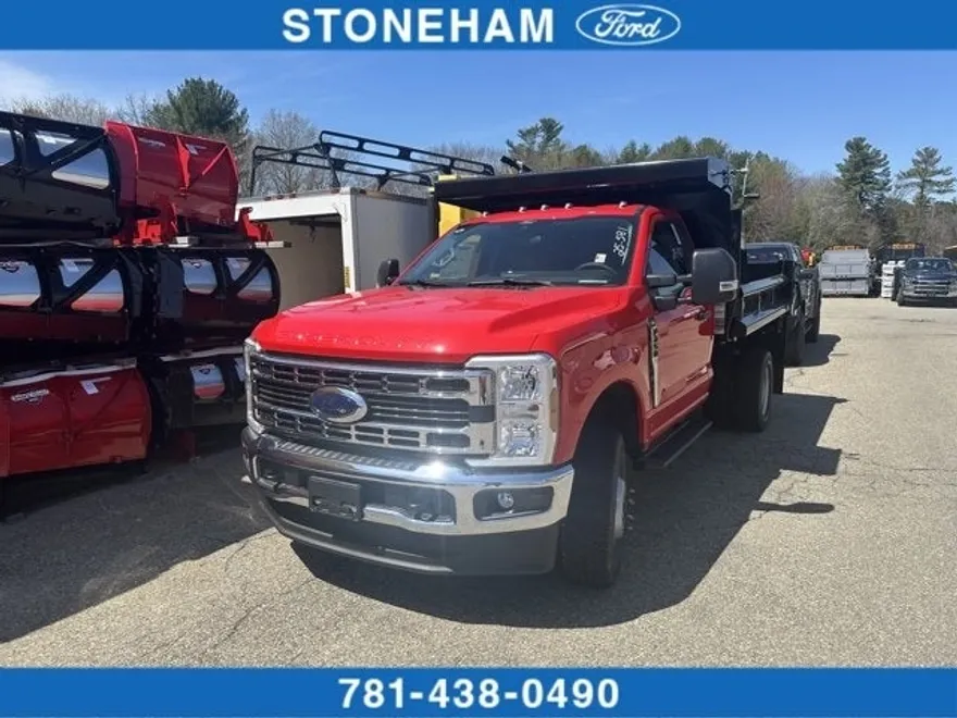 2025 Ford F-350 XL photo 1