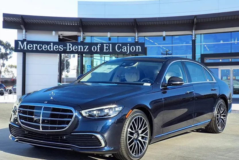 2026 Mercedes Benz S 500 4MATIC photo 1