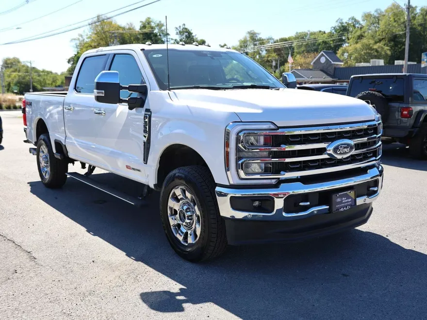2024 Ford F-350 King Ranch photo 1