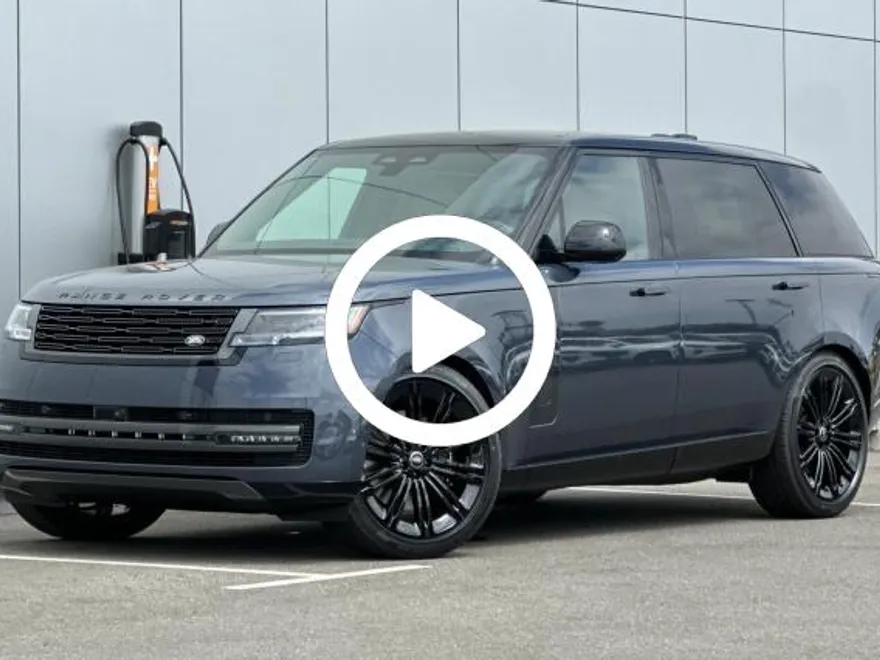 2025 Land Rover Range Rover SE photo 1