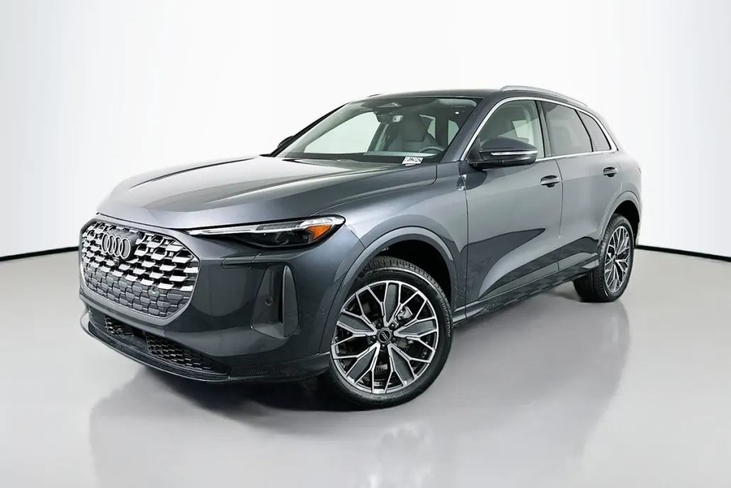 2025 Audi Q5 Premium Plus photo 1