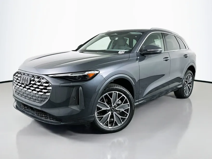 2025 Audi Q5 Premium Plus photo 1