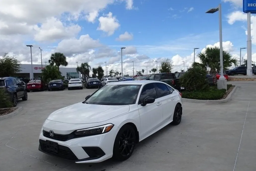 2024 Honda Civic Sport photo 1