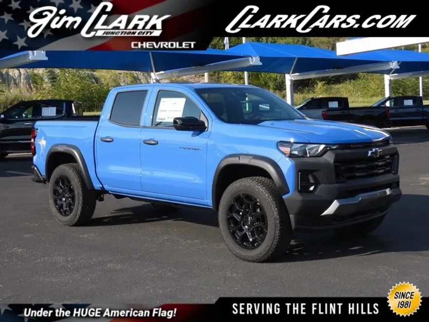 2026 Chevrolet Colorado Trail Boss photo 1