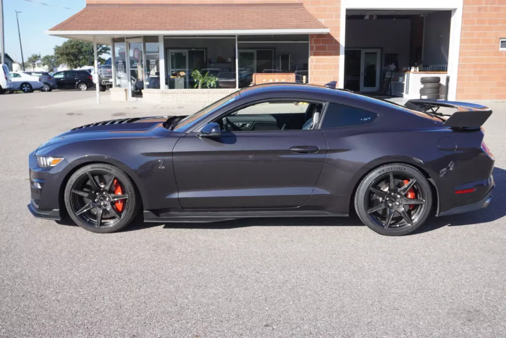 2022 Ford Mustang Shelby GT500 photo 1