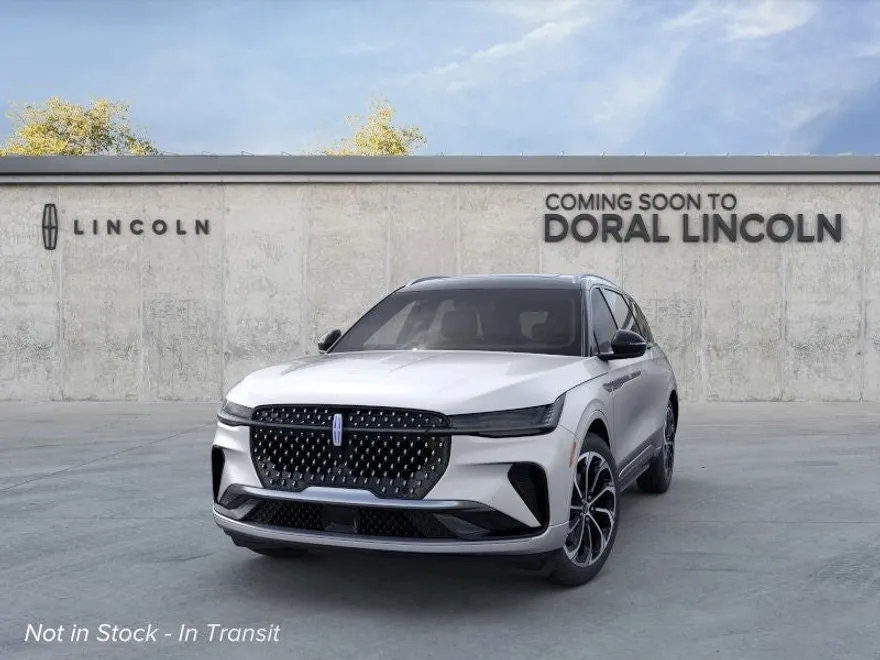 2025 Lincoln Nautilus Reserve photo 1