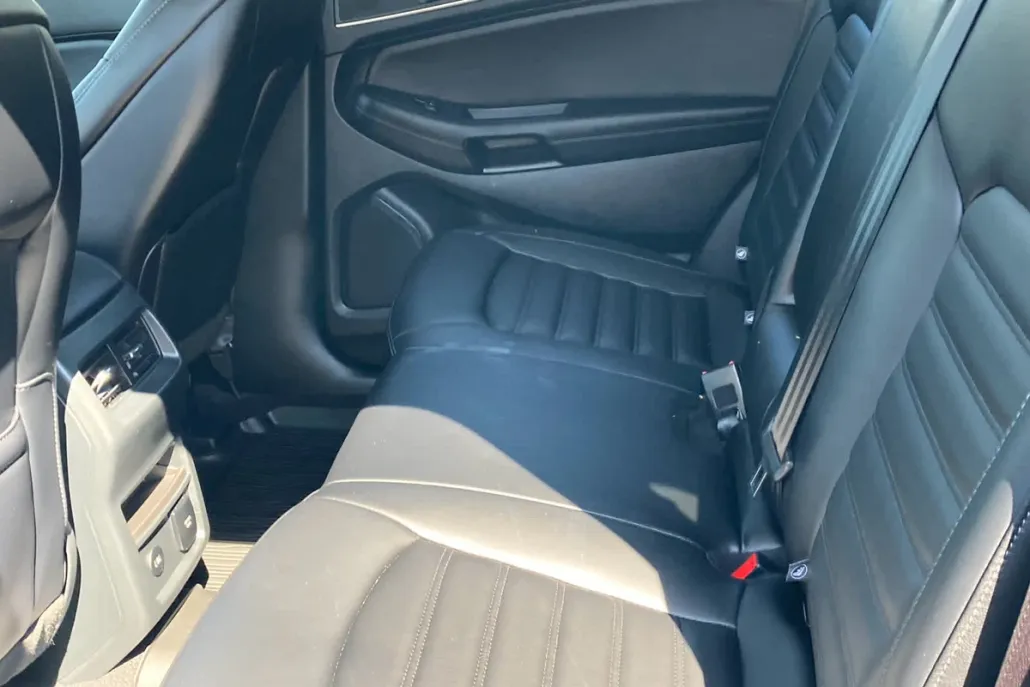 2024 Ford Edge SEL photo 1
