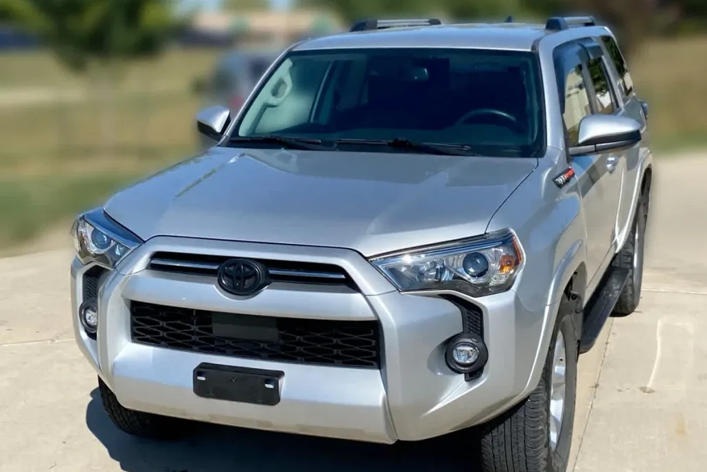 2021 Toyota 4Runner SR5 photo 1