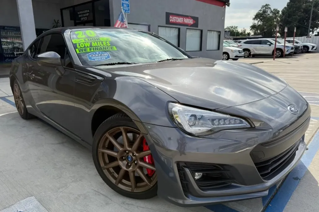 2020 Subaru BRZ Limited photo 1