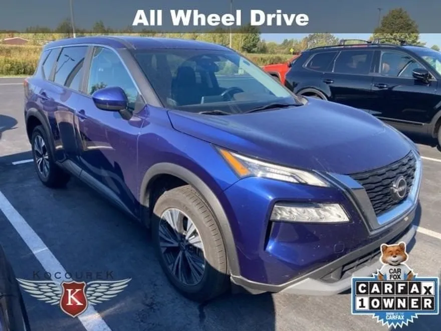 2023 Nissan Rogue SV photo 1