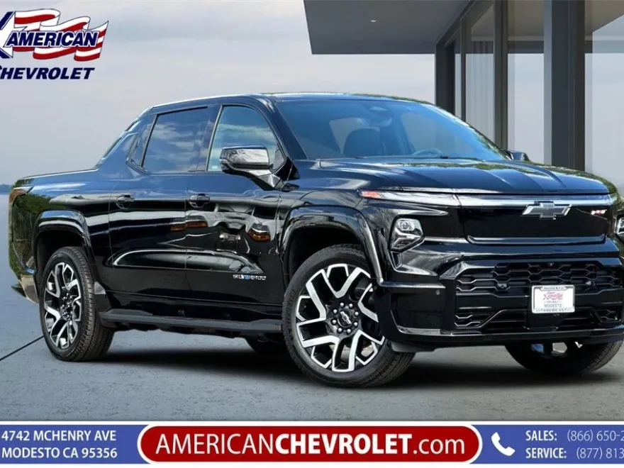 2024 Chevrolet Silverado EV RST photo 1
