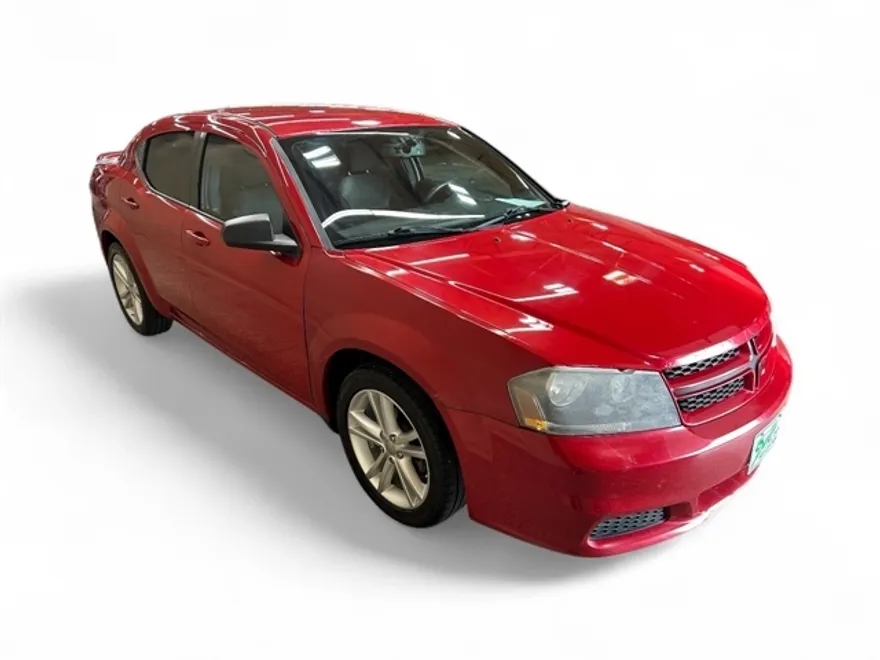 2014 Dodge Avenger SE photo 1