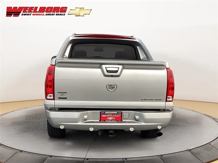2011 Cadillac Escalade EXT Luxury photo 4