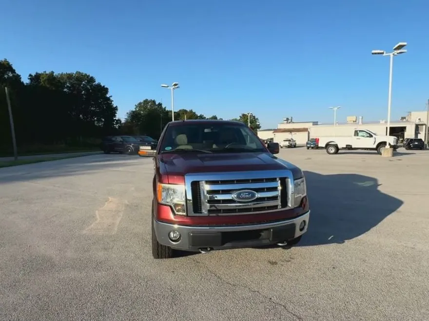 2009 Ford F-150 XLT photo 1