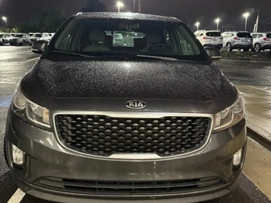 2015 Kia Sedona EX photo 1