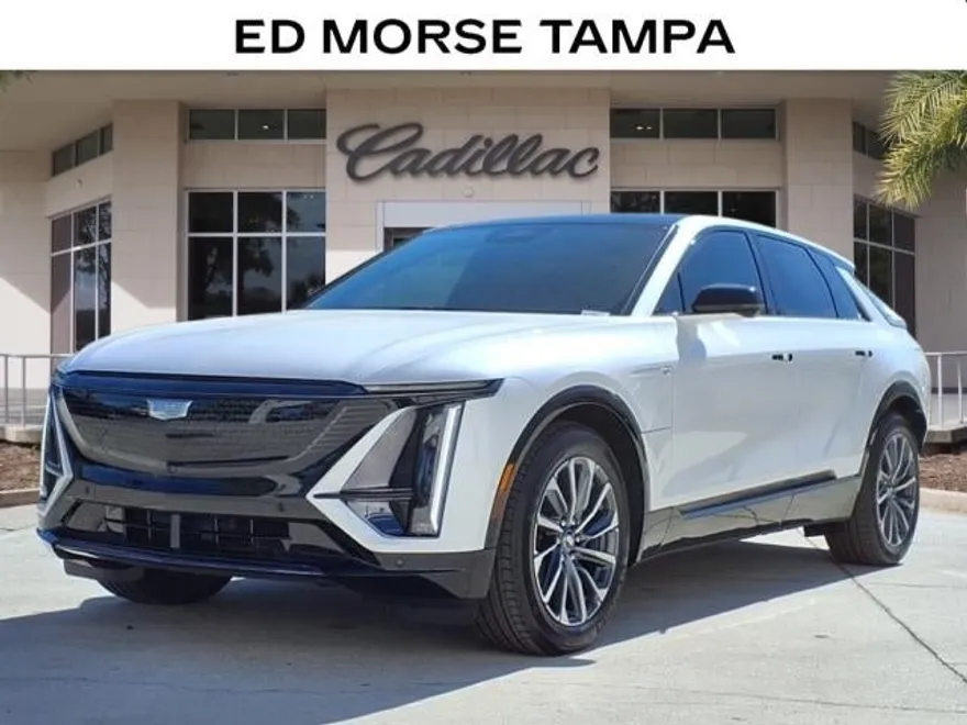 2025 Cadillac Lyriq Sport photo 1