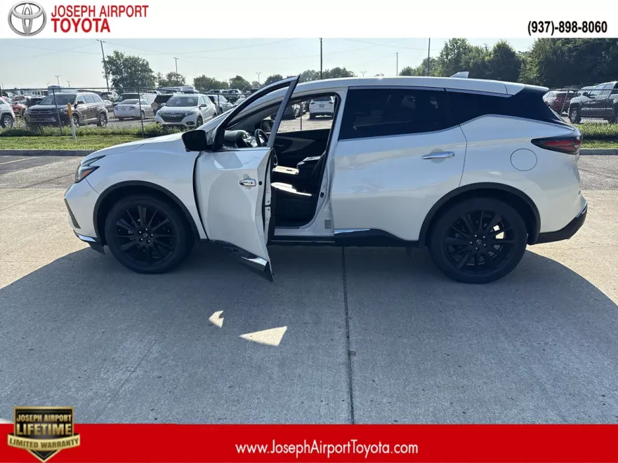 2023 Nissan Murano SL photo 1