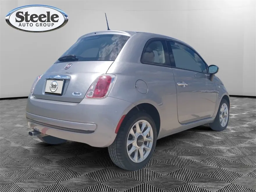 2017 Fiat 500 Pop photo 5