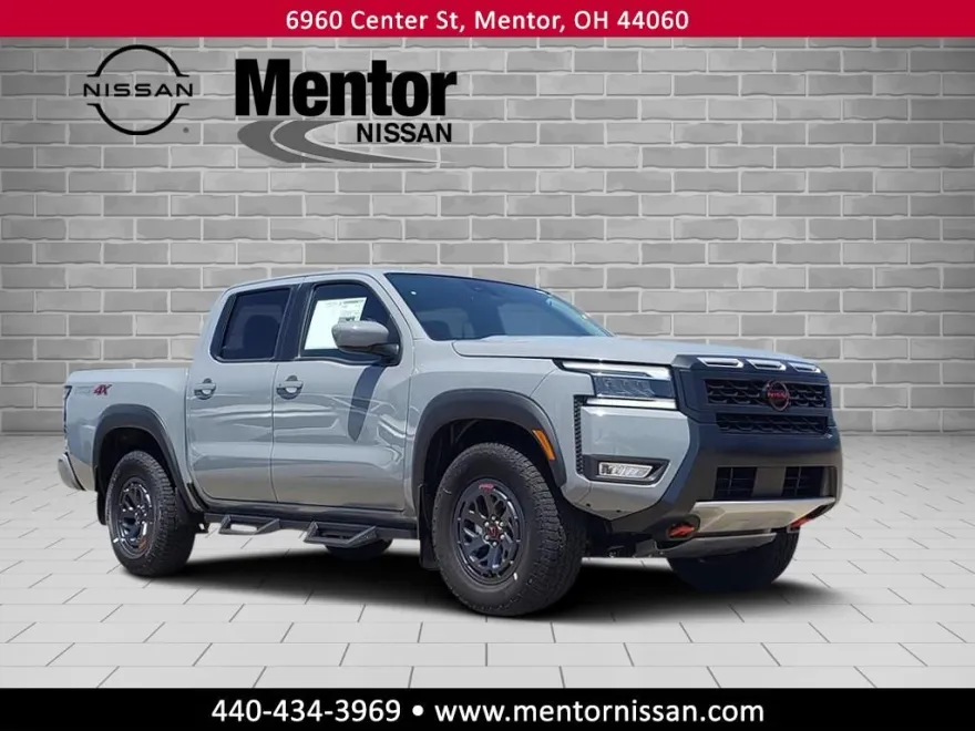 2025 Nissan Frontier PRO-4X photo 1