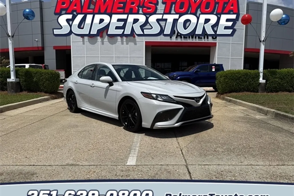 2023 Toyota Camry XSE photo 1
