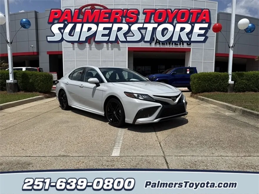 2023 Toyota Camry XSE photo 1