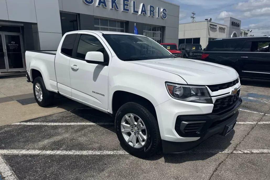 2022 Chevrolet Colorado LT photo 1